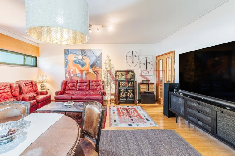 Apartamento T2 para Venda em Alfragide Foto 22