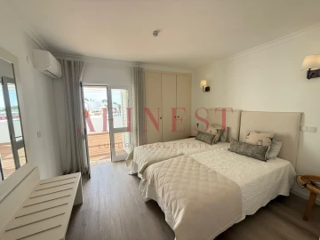 Moradia T2 para Venda em Albufeira e Olhos de Água