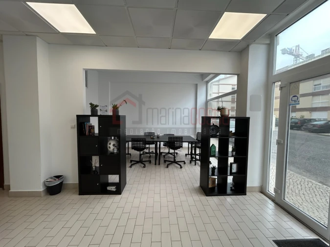 Loja para Arrendamento em Peniche Foto 4