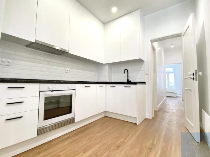 Apartamento T1 para Arrendamento em Arroios Foto 10