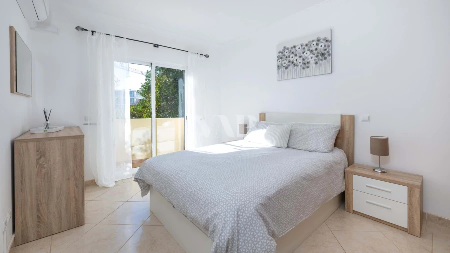 Apartamento T2 para Venda em Quarteira Foto 15