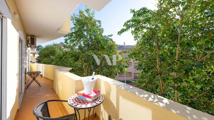 Apartamento T2 para Venda em Quarteira Foto 11