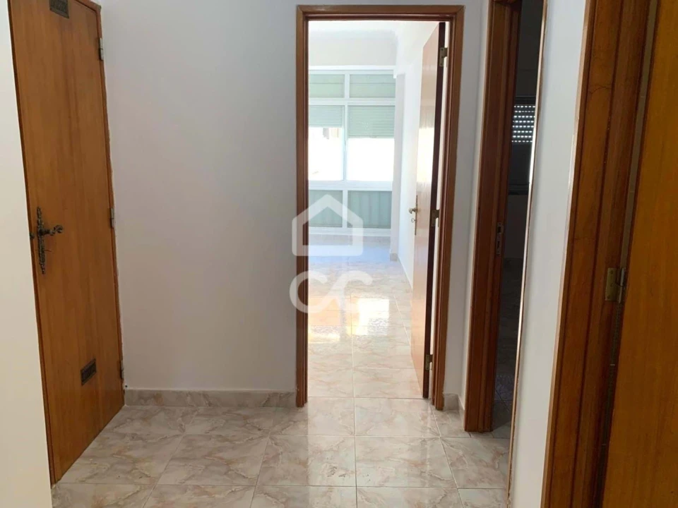 Apartamento T2 para Arrendamento em Seixal, Arrentela e Aldeia de Paio Pires Foto 7