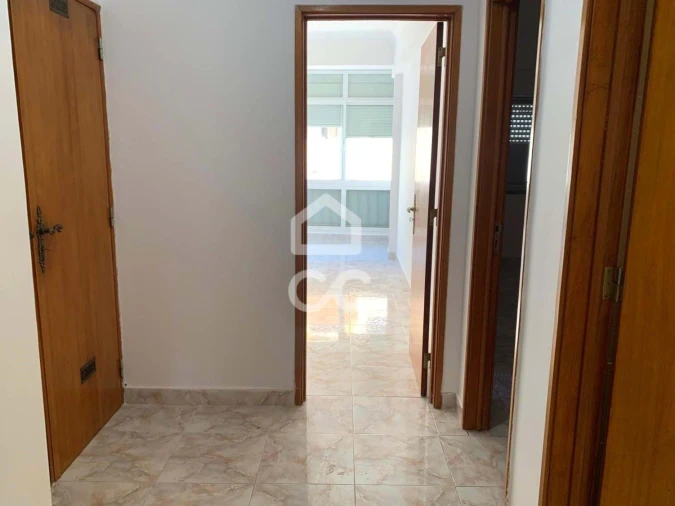 Apartamento T2 para Arrendamento em Seixal, Arrentela e Aldeia de Paio Pires Foto 7