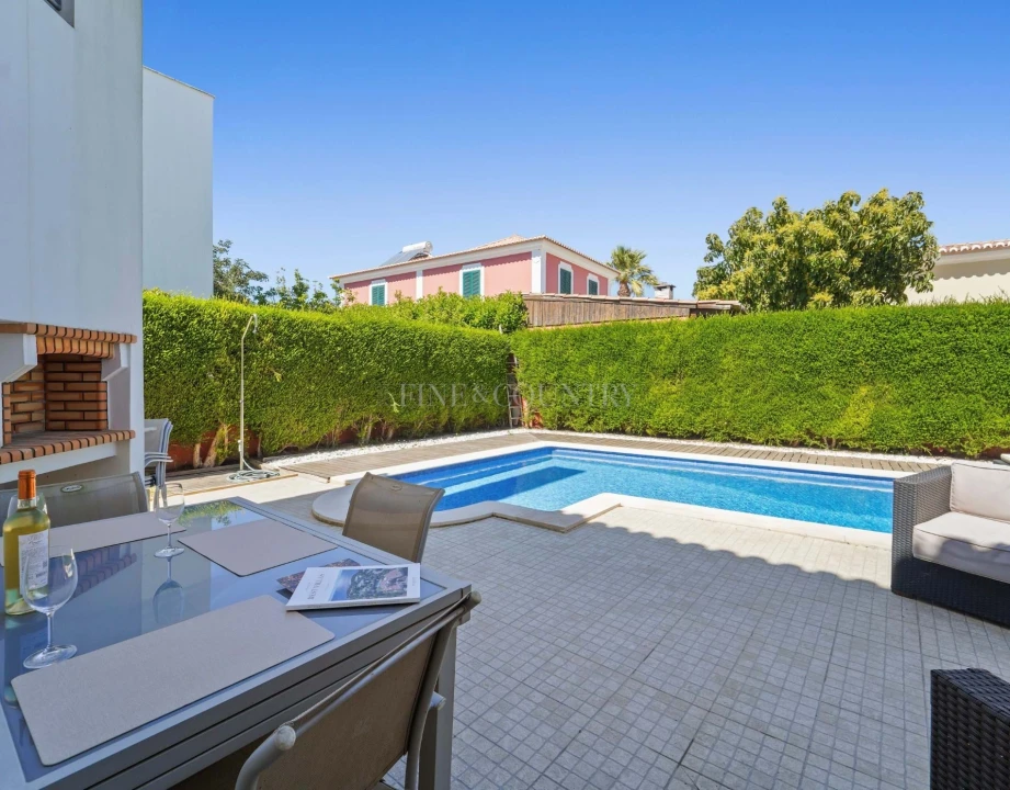 Moradia T4 para Venda em Tavira (Santa Maria e Santiago) Foto 13