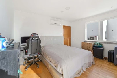 Moradia T3 para Venda em Santo Estêvão