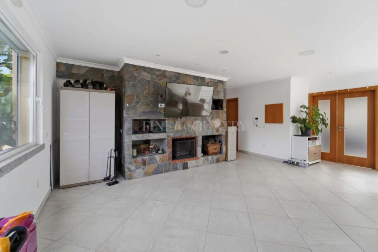 Moradia T3 para Venda em Santo Estêvão Foto 6