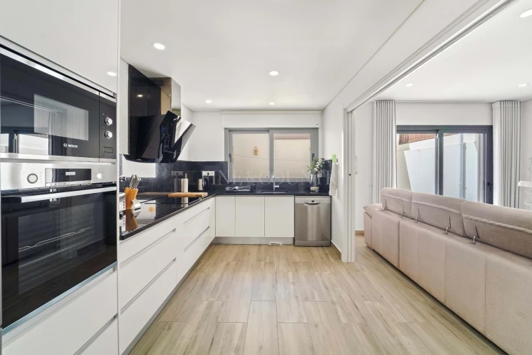 Moradia T4 para Venda em Tavira (Santa Maria e Santiago) Foto 9