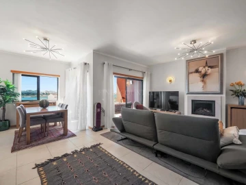 Moradia T2 para Venda em Ferragudo