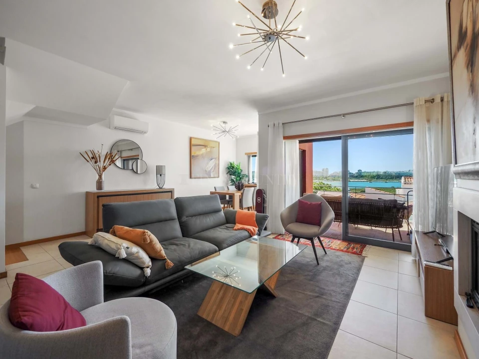 Moradia T2 para Venda em Ferragudo Foto 4