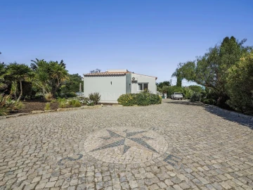 Moradia T3 para Venda em Lagoa e Carvoeiro