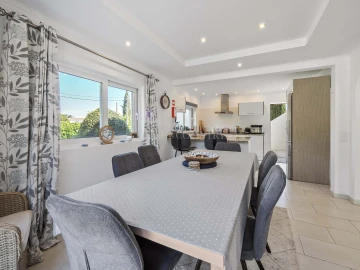 Moradia T3 para Venda em Lagoa e Carvoeiro