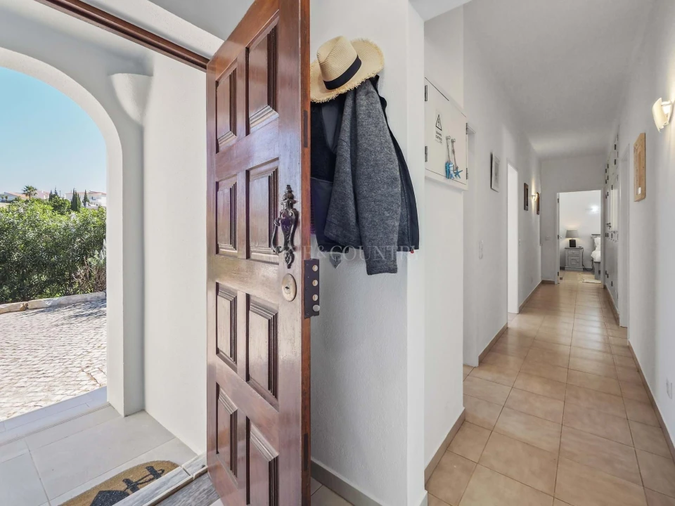 Moradia T3 para Venda em Lagoa e Carvoeiro Foto 3