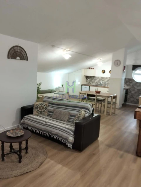 Apartamento T1 para Arrendamento em Vila do Bispo e Raposeira