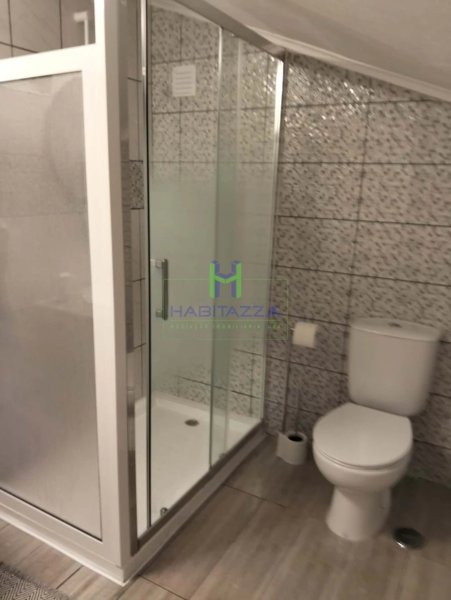 Apartamento T1 para Arrendamento em Vila do Bispo e Raposeira Foto 17