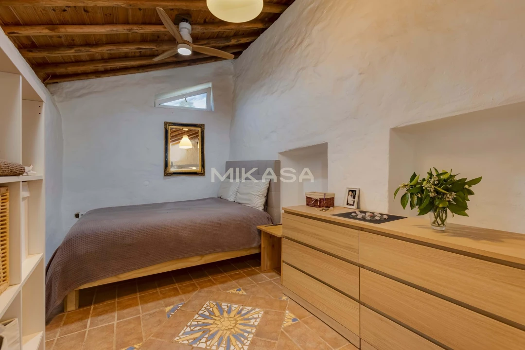 Moradia T1 para Venda em Marmelete Foto 9