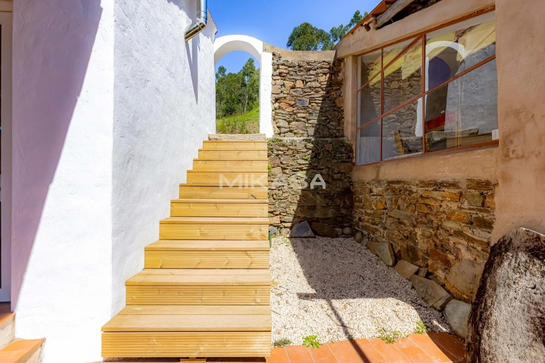 Moradia T1 para Venda em Marmelete Foto 16