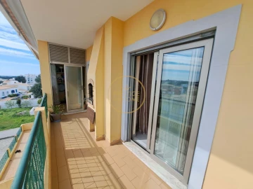 Apartamento T3 para Venda em Almancil