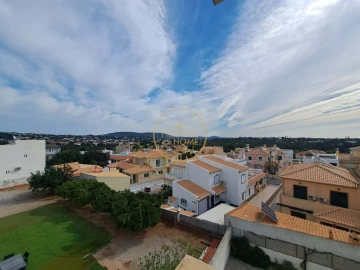 Apartamento T3 para Venda em Almancil