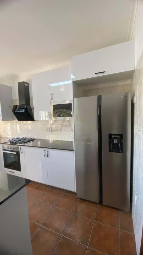 Moradia T3 para Venda em Vila Facaia