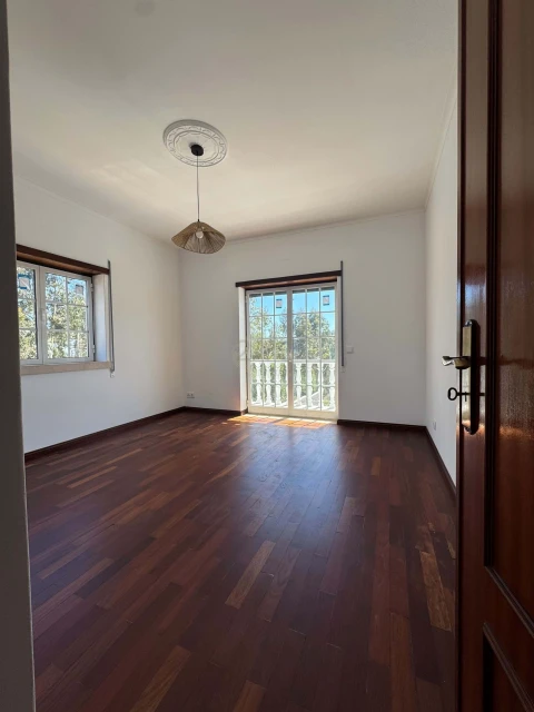 Moradia T3 para Venda em Vila Facaia