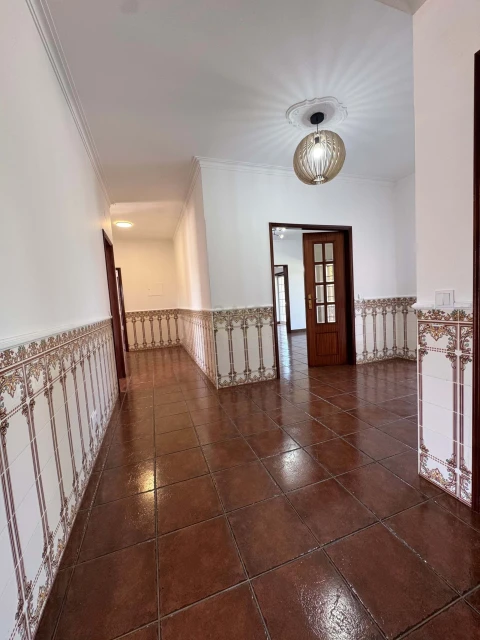 Moradia T3 para Venda em Vila Facaia