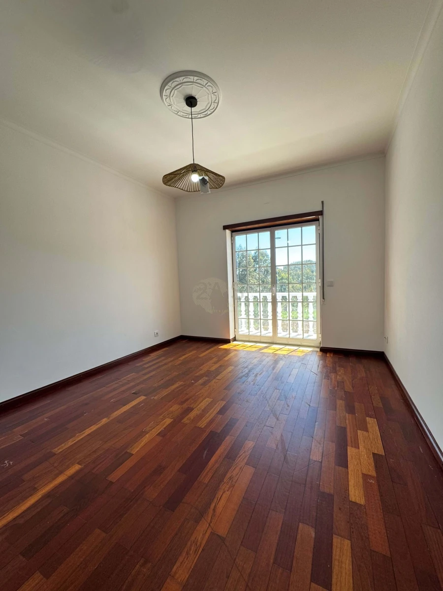 Moradia T3 para Venda em Vila Facaia Foto 19