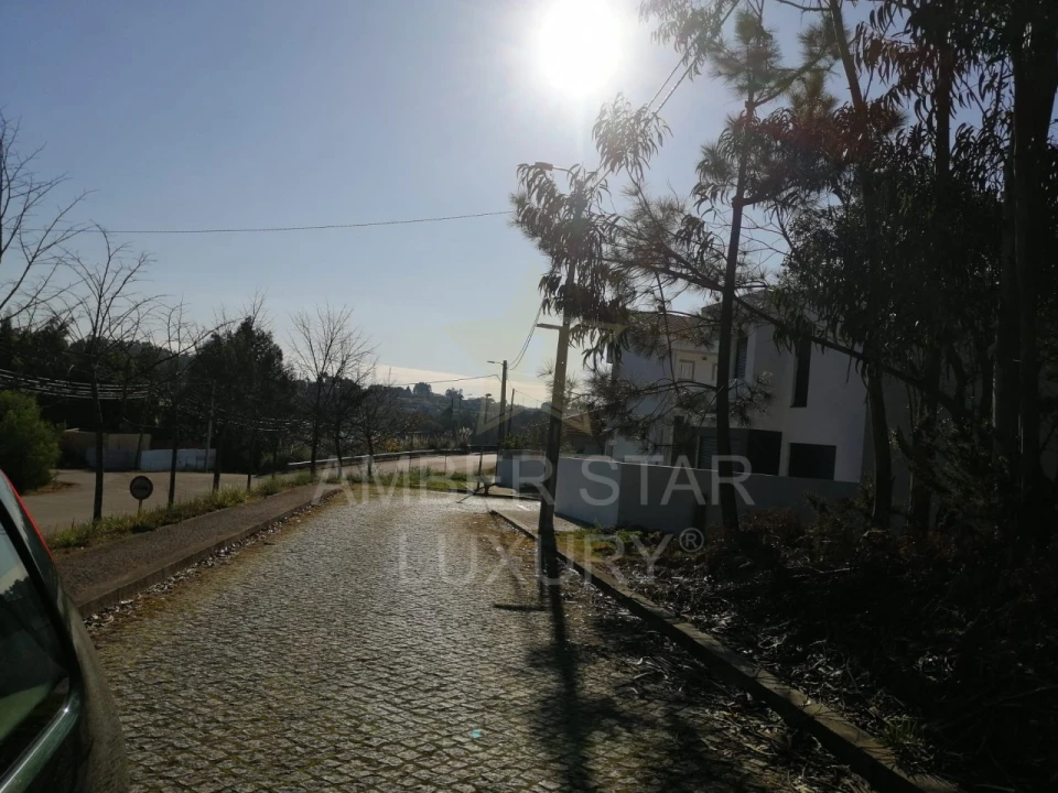 Terreno para Venda em Anta e Guetim Foto 2