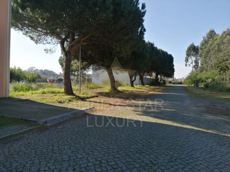 Terreno para Venda em Anta e Guetim Foto 5