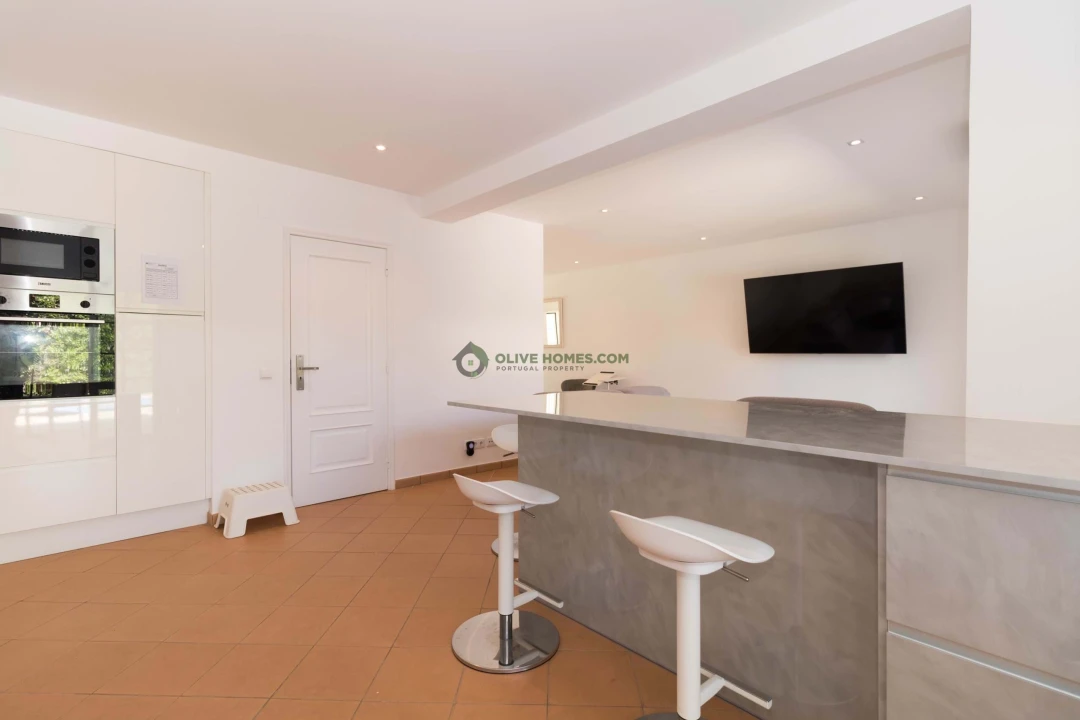 Moradia T3 para Venda em Almancil Foto 12