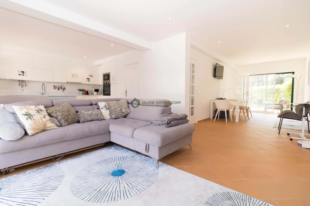 Moradia T3 para Venda em Almancil Foto 3