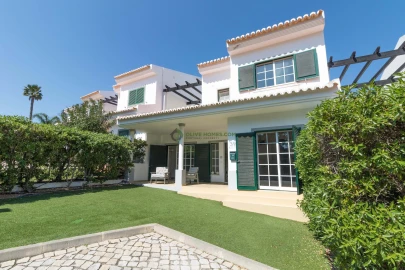 Moradia T3 para Venda em Almancil