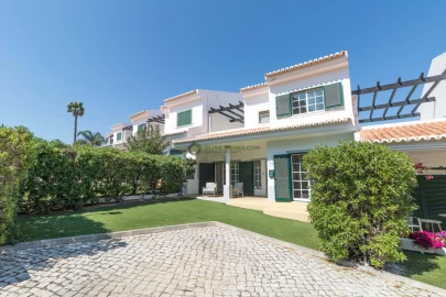 Moradia T3 para Venda em Almancil