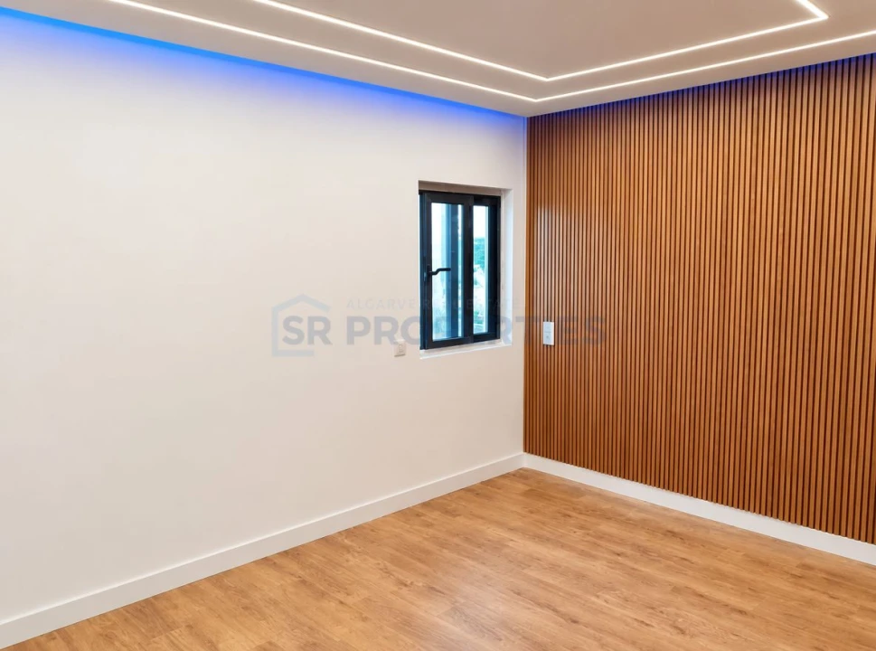 Apartamento T2 para Venda em Quarteira Foto 4