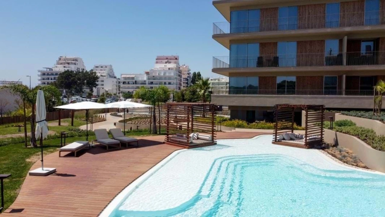 Apartamento T2 para Venda em Quarteira Foto 14