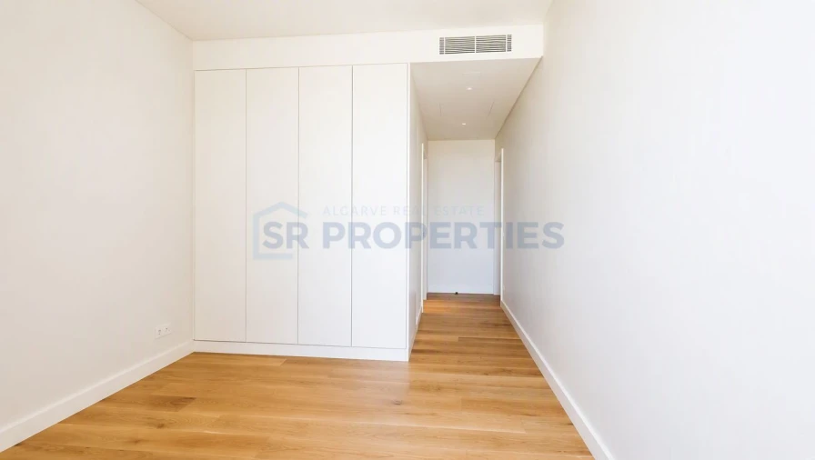 Apartamento T2 para Venda em Quarteira Foto 39