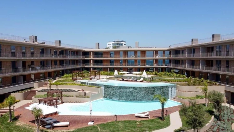 Apartamento T2 para Venda em Quarteira Foto 7