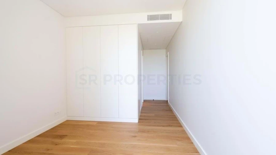 Apartamento T2 para Venda em Quarteira Foto 36