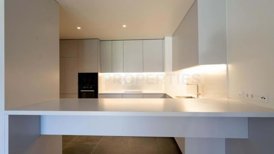 Apartamento T2 para Venda em Quarteira Foto 31