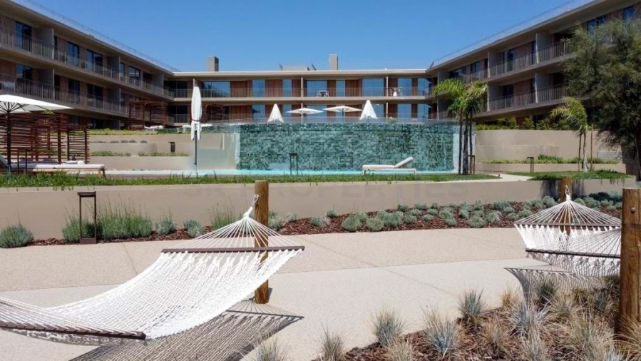 Apartamento T2 para Venda em Quarteira Foto 12