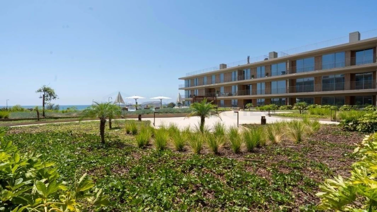 Apartamento T2 para Venda em Quarteira Foto 45