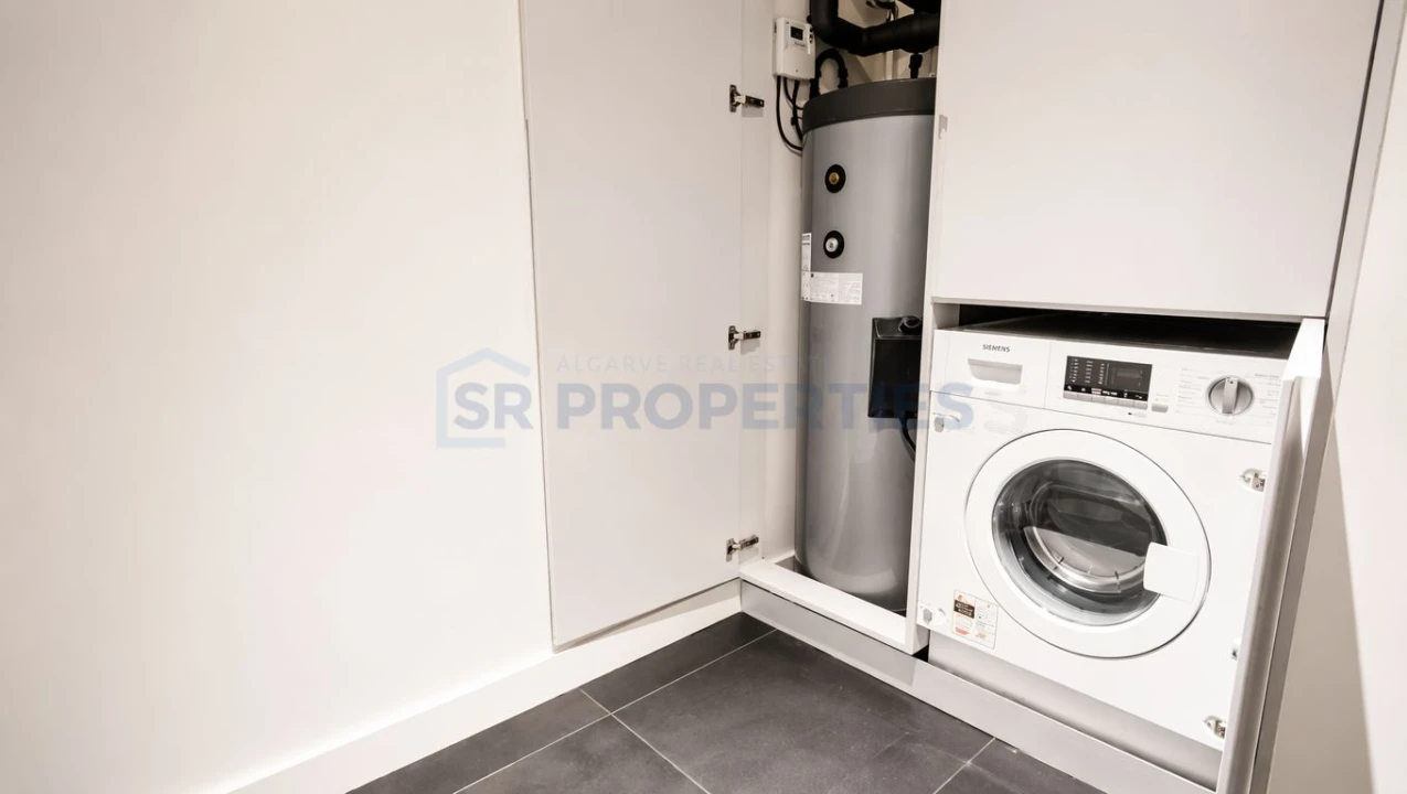 Apartamento T2 para Venda em Quarteira Foto 48
