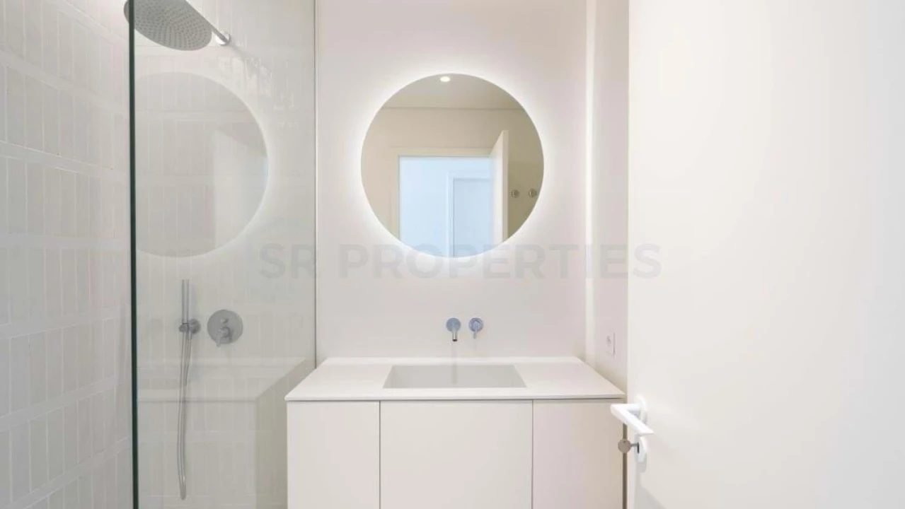 Apartamento T2 para Venda em Quarteira Foto 40