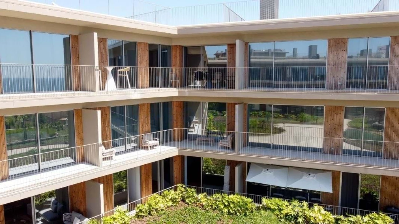 Apartamento T2 para Venda em Quarteira Foto 25