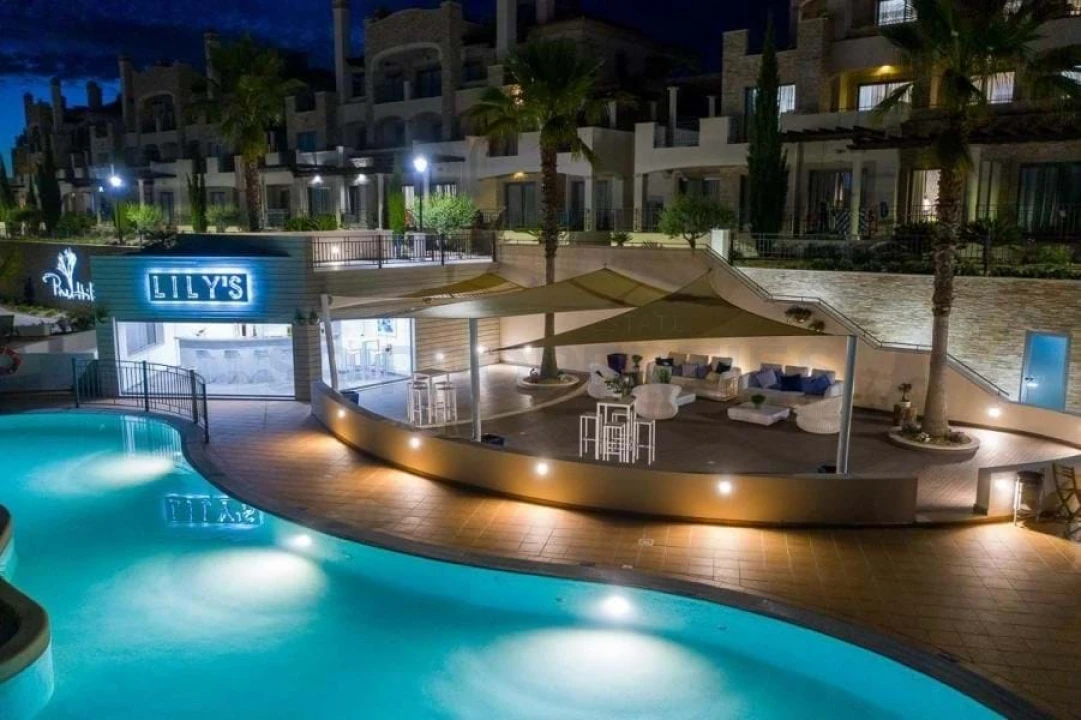 Apartamento T2 para Venda em Quarteira Foto 25