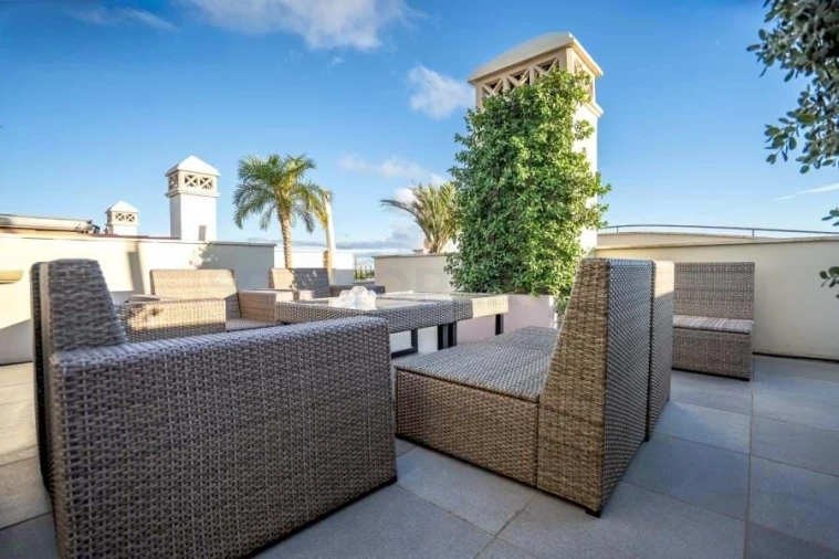 Apartamento T2 para Venda em Quarteira Foto 5