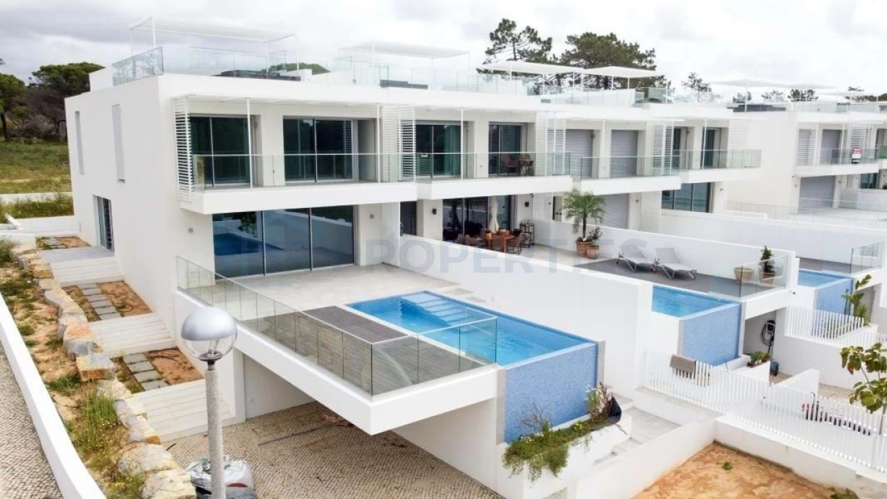 Moradia T3 para Venda em Almancil Foto 1