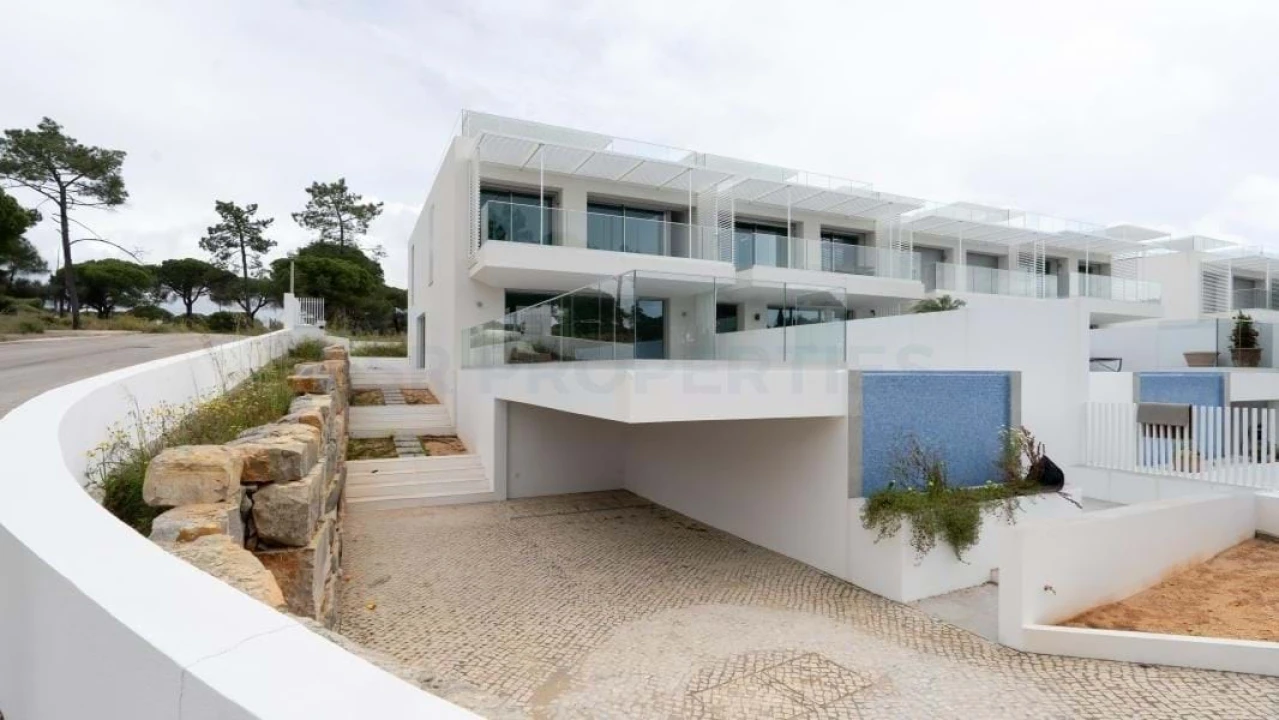 Moradia T3 para Venda em Almancil Foto 39