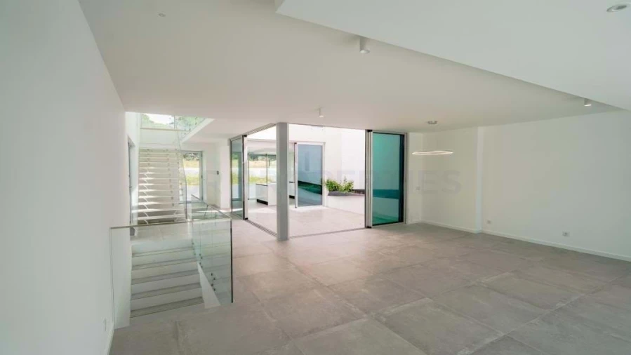 Moradia T3 para Venda em Almancil Foto 15