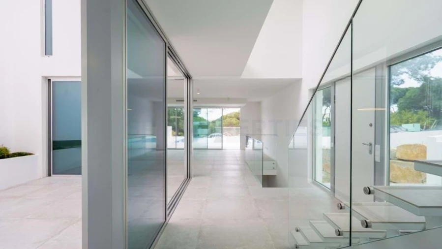 Moradia T3 para Venda em Almancil Foto 6